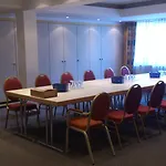 Am Kurpark Шёнебек