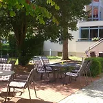 Am Kurpark Отель Шёнебек