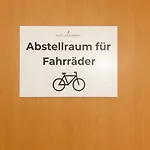 Am Kurpark 4*