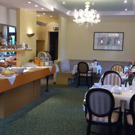 Am Kurpark Hotel 4*