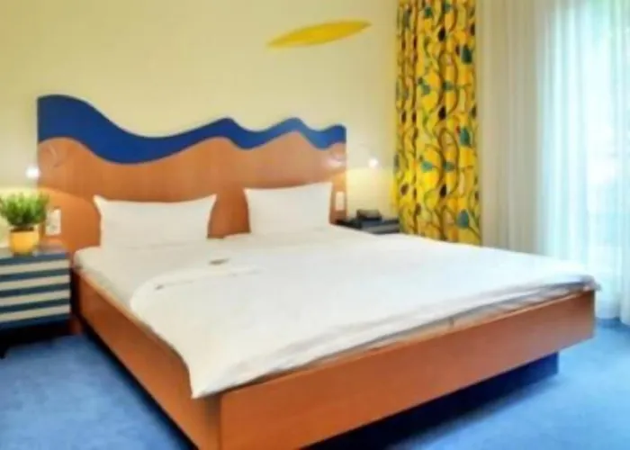 فندق Am Kurpark 4*